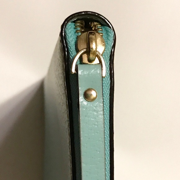 Kate Spade Grand Street Zip Travel Wallet - Picture 7 of 9